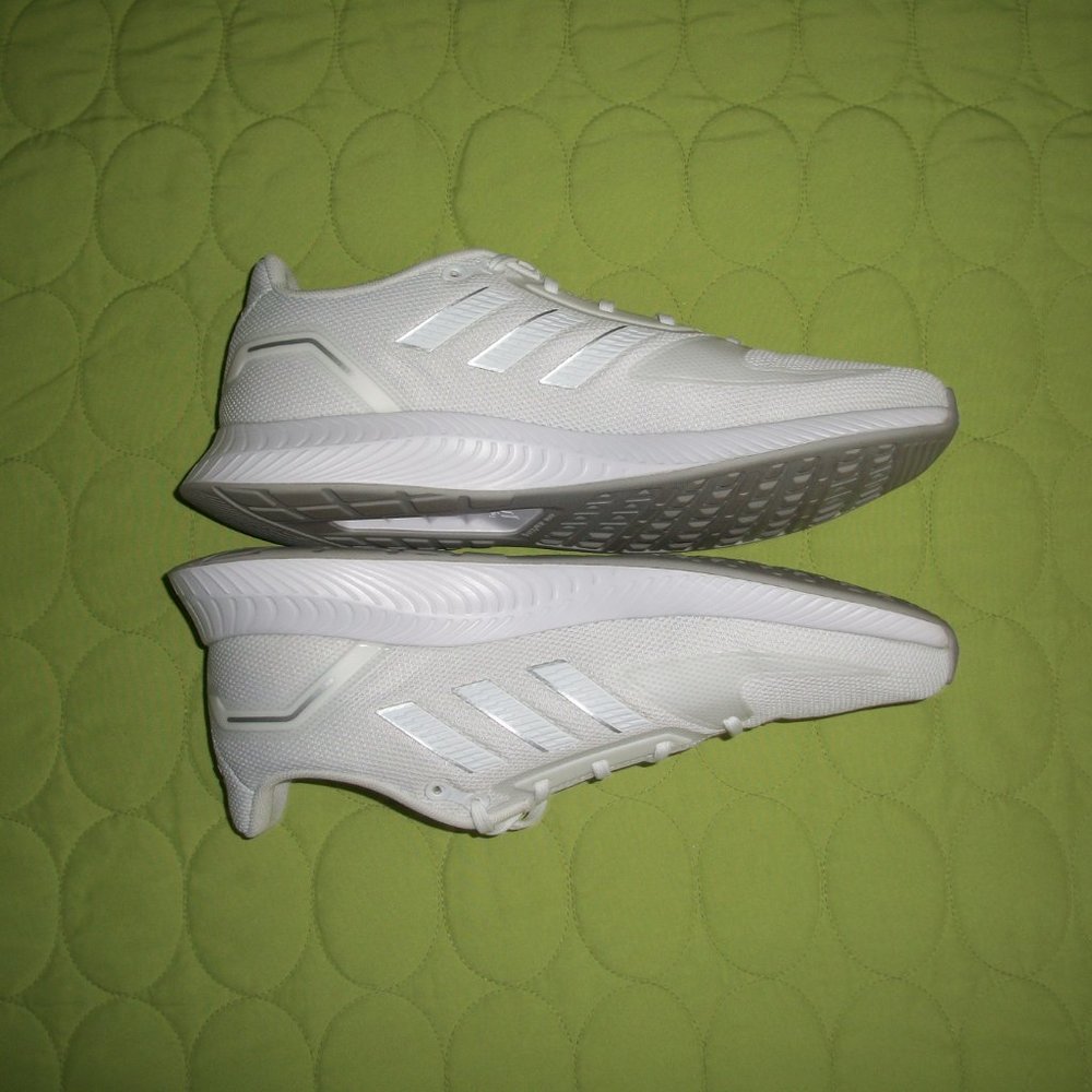 Adidas Women's White Shoes - Picture 5 of 16